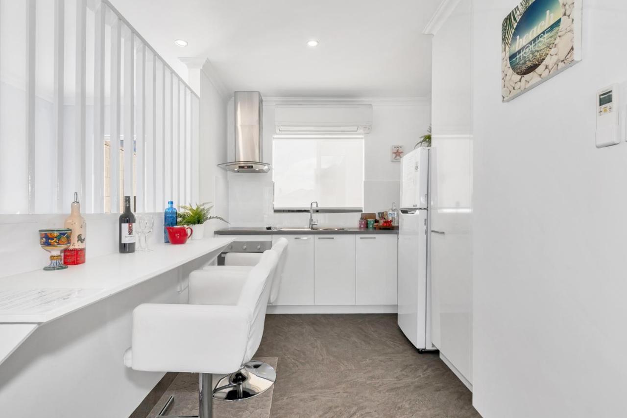 Studio 11 Mandurah Marina Exteriör bild